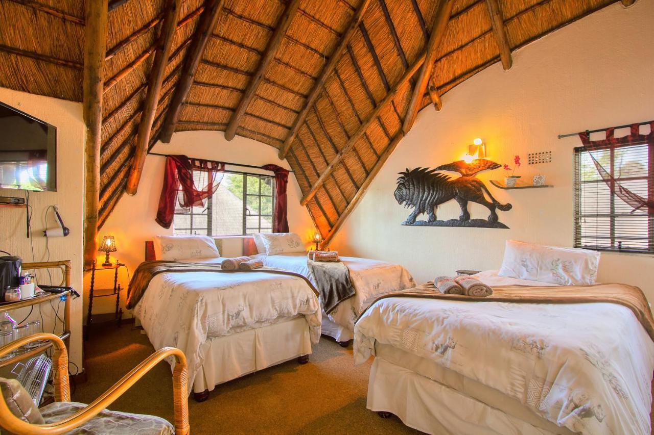 All Over Africa Guest House Кемптън Парк Екстериор снимка